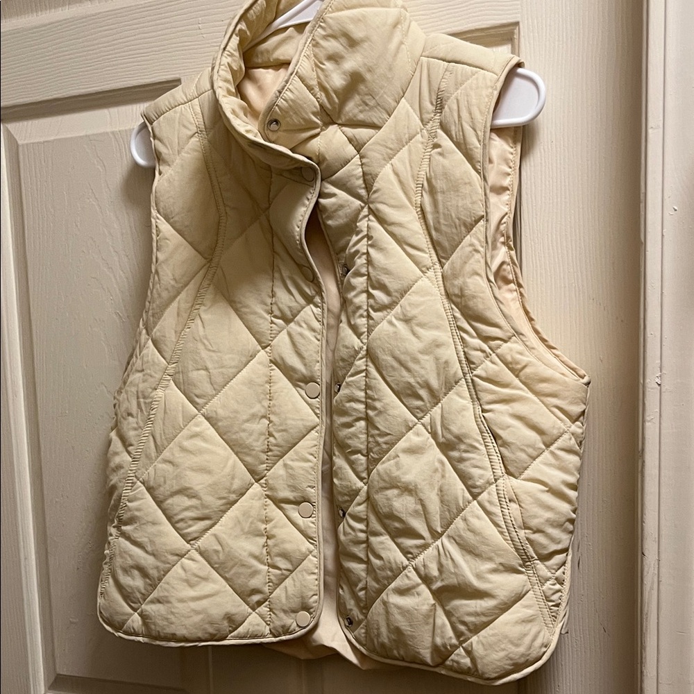Cute Quilted Cream Vest